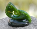 Greenstone (Pounamu) Sculpturen. Greenstone (Pounamu) Sculpturen.