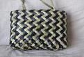 Large Kete -
M04490